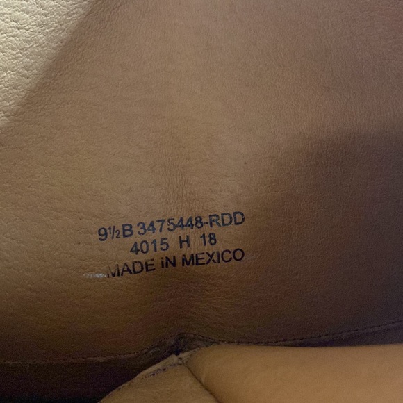 Frye Melissa Button 2 Redwood sz 9 1/2B Boot - Picture 11 of 14